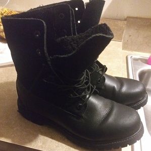 Women black timberland boots